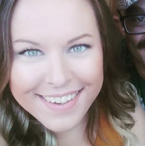 Meet your Posher, Tori